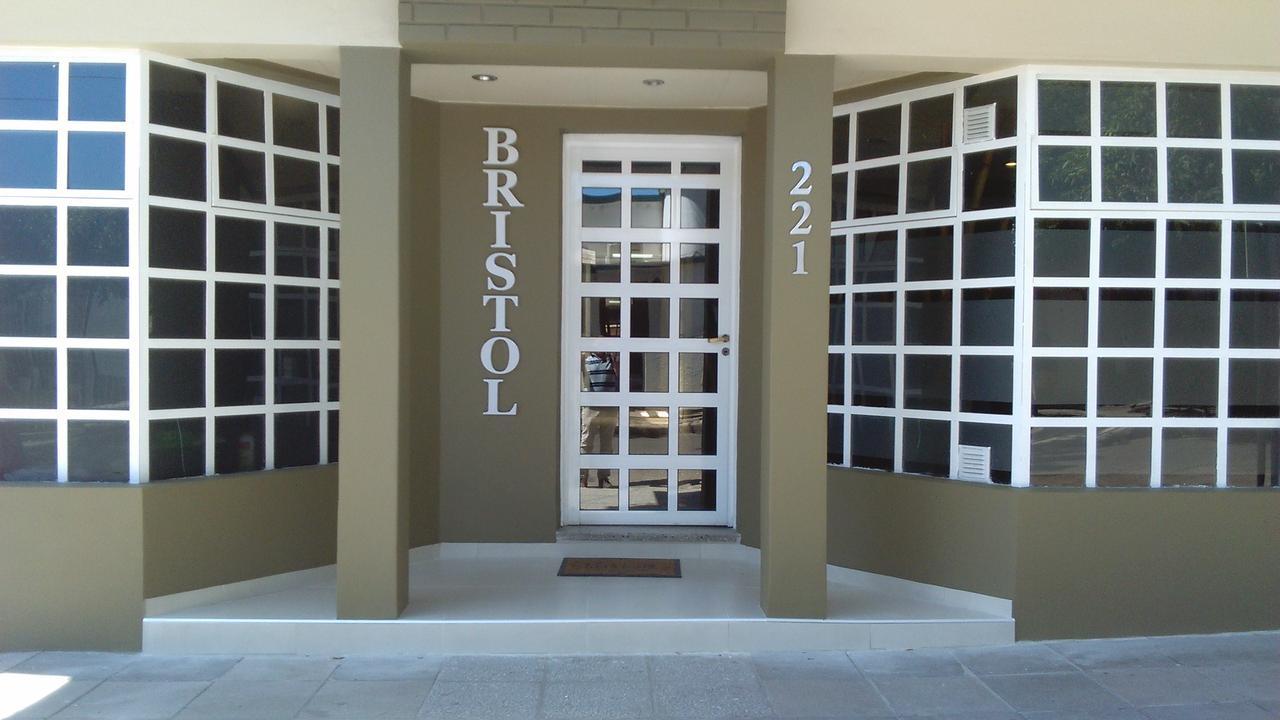 Hotel Bristol Paraná Extérieur photo